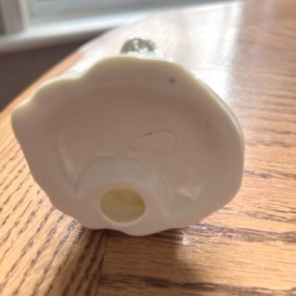 Vintage Porcelain Nativity 8 Piece Set - Picture 17 of 17